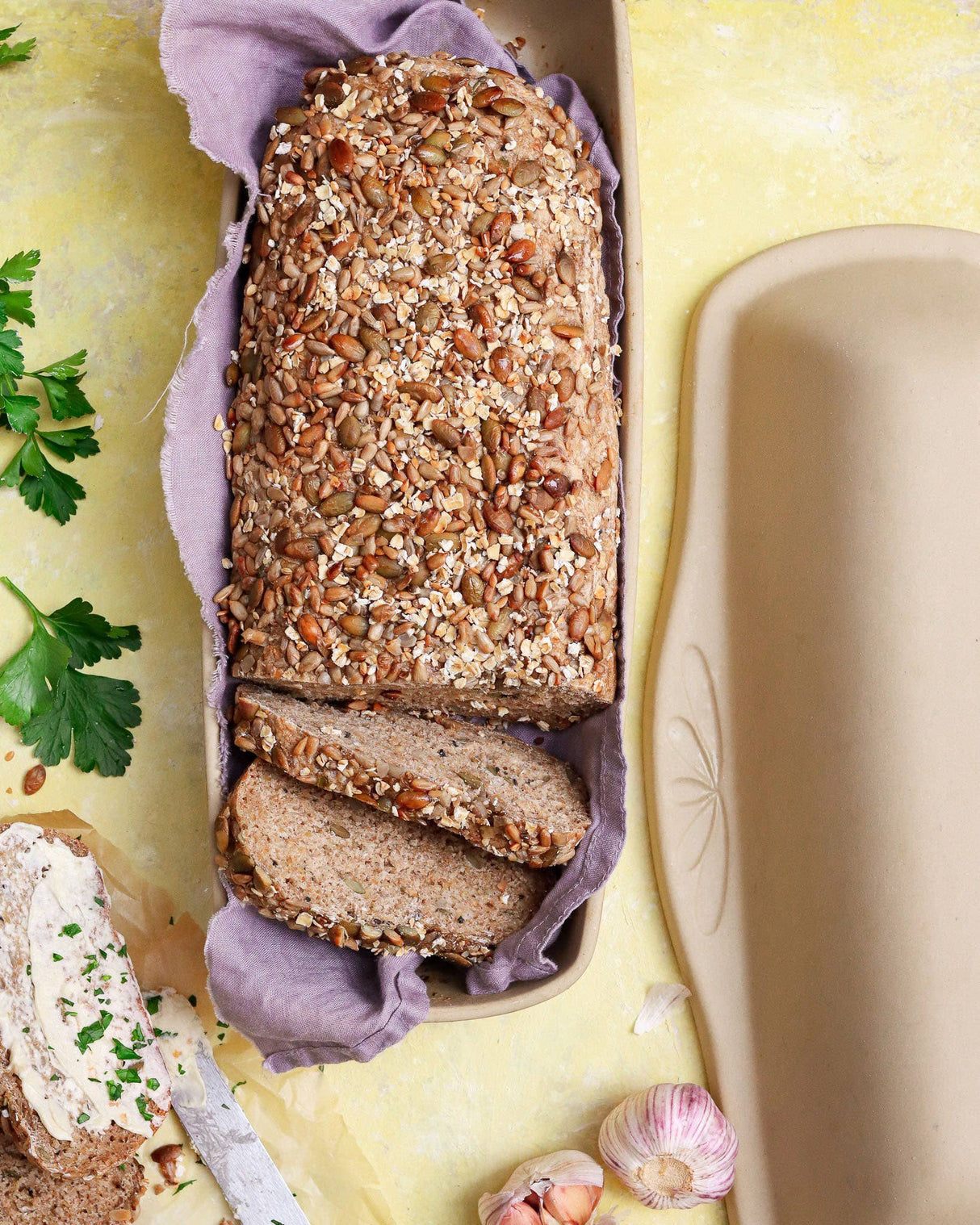 Covered Bread Pan