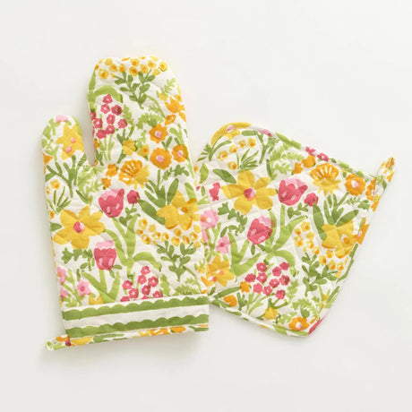 70’s Flower Oven Mitt Set