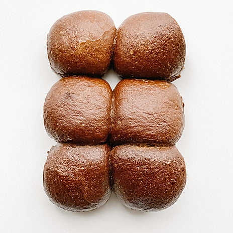 Pumpernickel Dinner Rolls